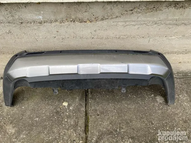 Zadnji branik Toyota Rav 4 od 2019