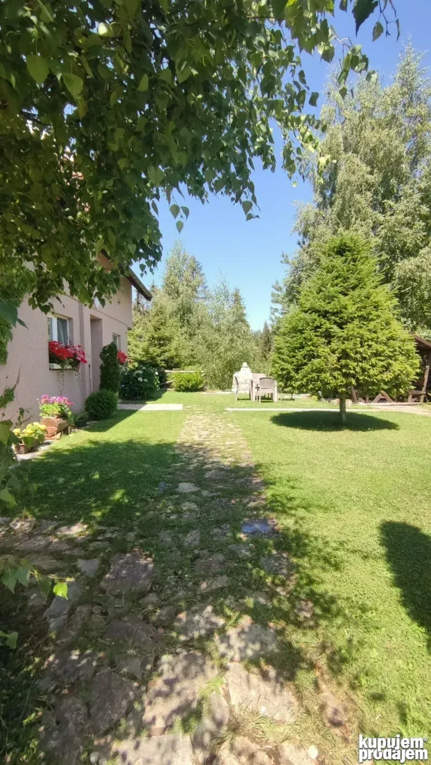 Apartmani "ZLATAR"