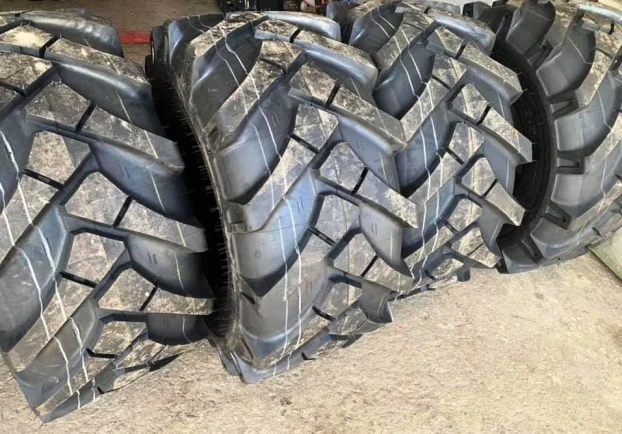 23.5/70-16 14PR Gume za Everun utovarivač