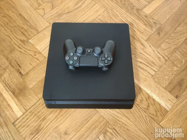 PS4 Slim 500 GB / 1 dzojstik 12.00