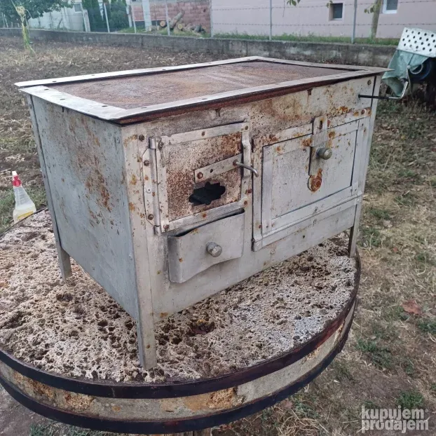 Mini šporet na drva