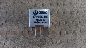 Relej dizna lambda sonda Audi 50 80 90 100 200 A4 Coupe V8