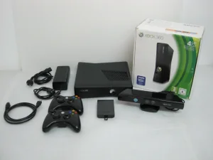 Xbox 360 Slim Komplet sa Kutijom