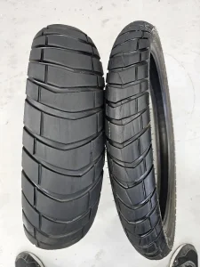 Moto gume metzeler 150/70/18 I 90/90/21 god 2023
