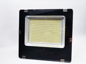 LED Reflektor 200w višediodni