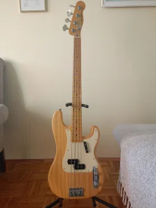 Squier P bass CV 50s,  2010 godina
