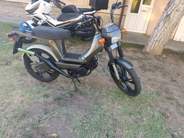 Tomos automati kolibri