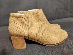 Bata oker br.37