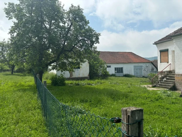 Aranđelovac, Venčane, 2.0 dvosobna, 70 m²