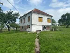 Aranđelovac, Venčane, dvosobna, 70 m²