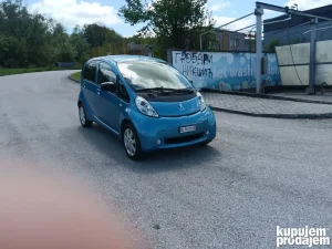 Peugeot iOn