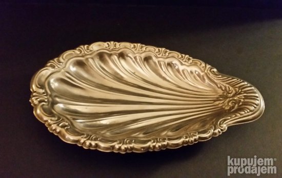 Antikvarna Prelepa Posrebrena cinija na 3 nogice, Izuzetna