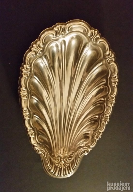 Antikvarna Prelepa Posrebrena cinija na 3 nogice, Izuzetna