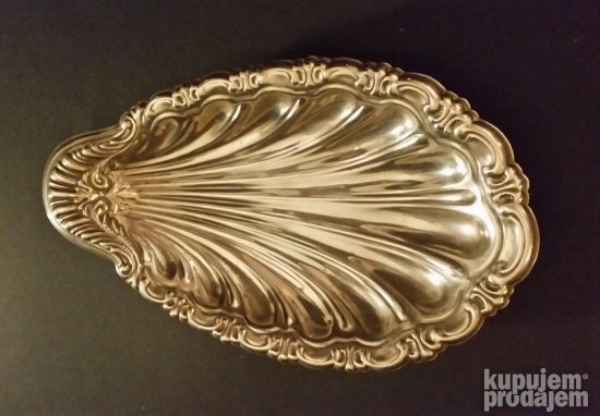 Antikvarna Prelepa Posrebrena cinija na 3 nogice, Izuzetna