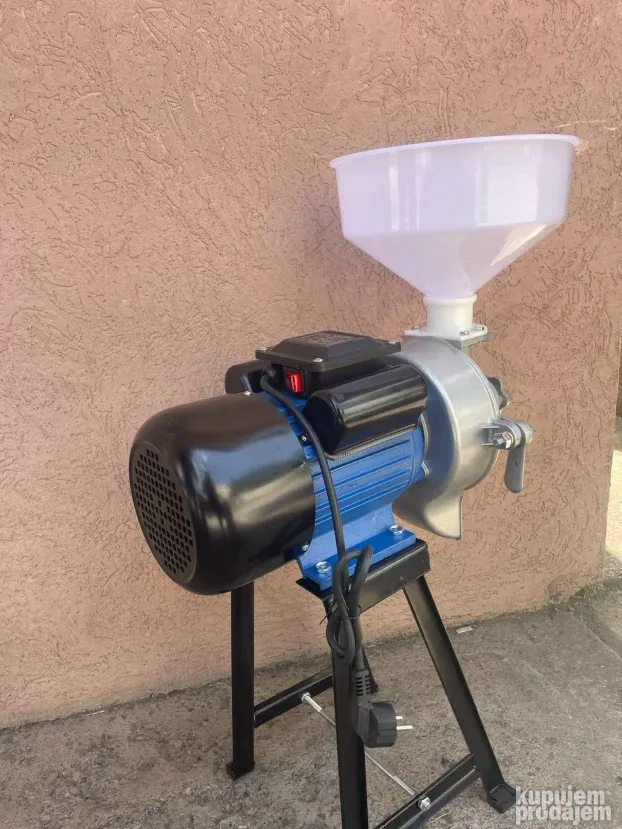 Mlin za kukuruz 2,2kw kameničar