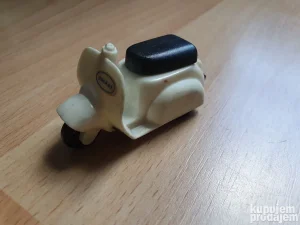 Vespa Pocket Scooter - igracka