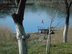 Kuca na jezeru Kraljevac " Kod Makse " STD objekat " Pera "