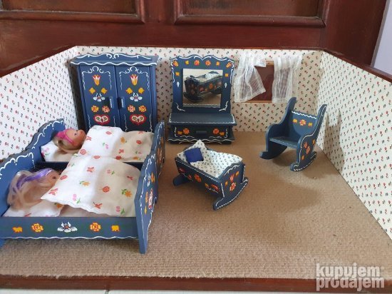 Drvena igračka-spavaća soba