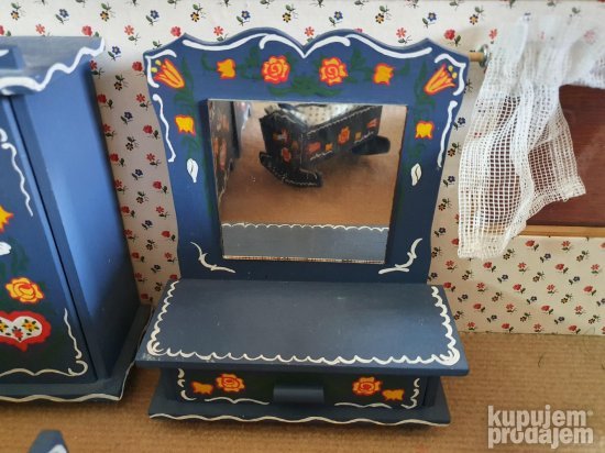 Drvena igračka-spavaća soba