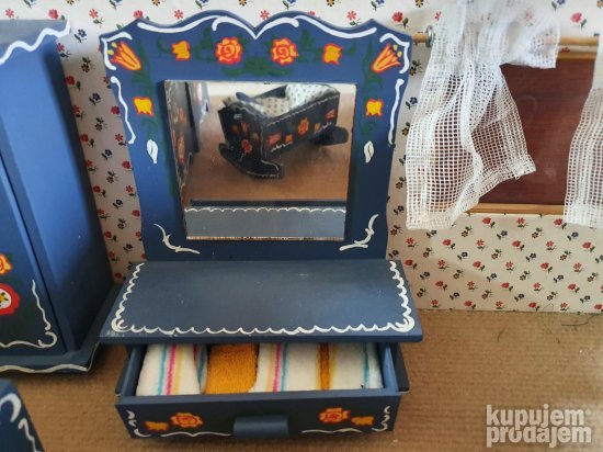 Drvena igračka-spavaća soba