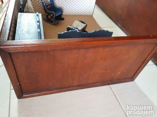 Drvena igračka-spavaća soba