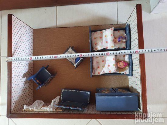 Drvena igračka-spavaća soba