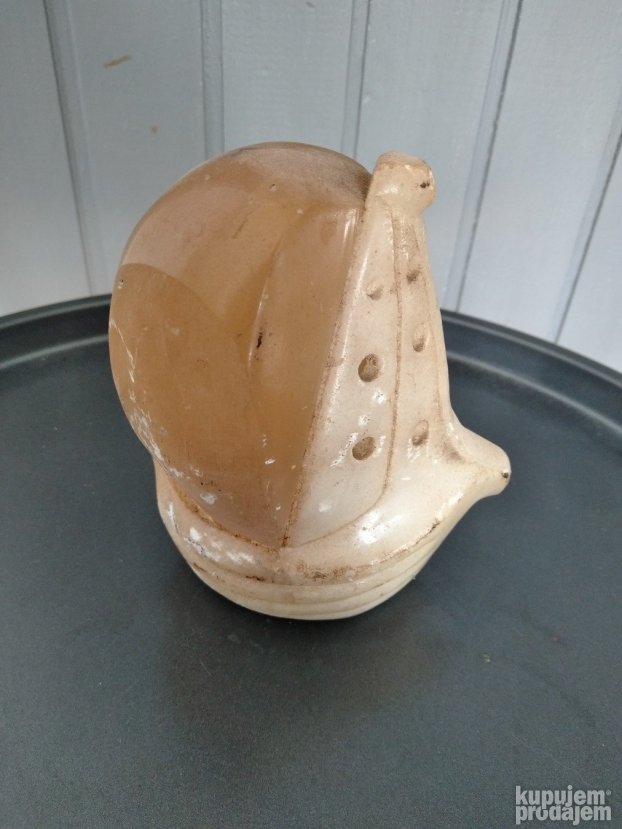 Svecnjak od poludragog kamena Onixa, u obliku jedrilice