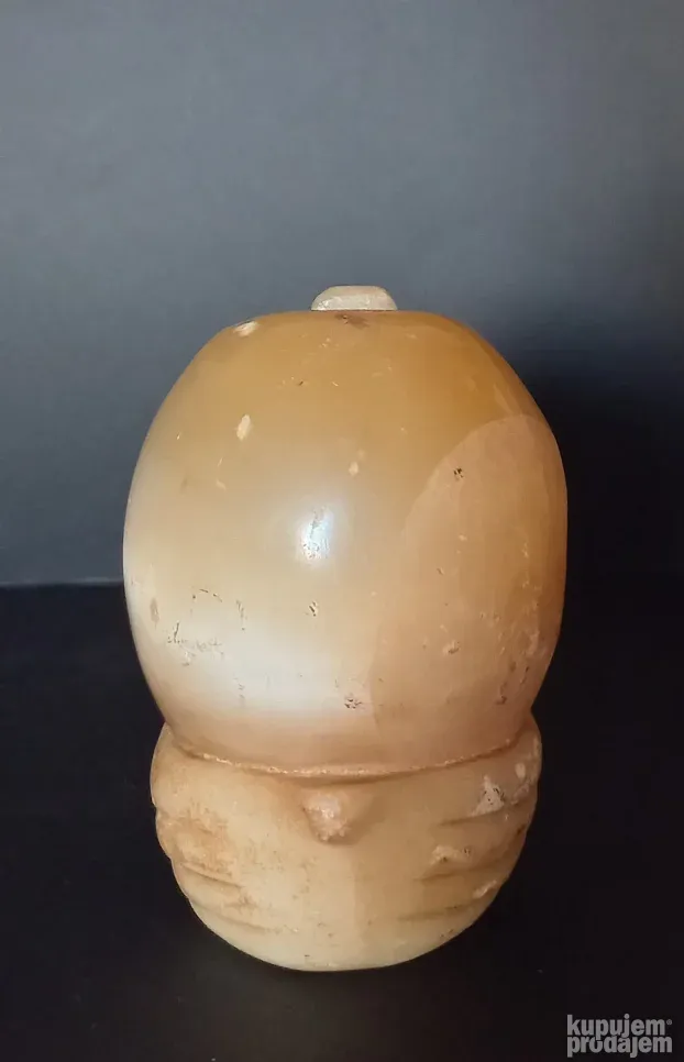 Svecnjak od poludragog kamena Onixa, u obliku jedrilice