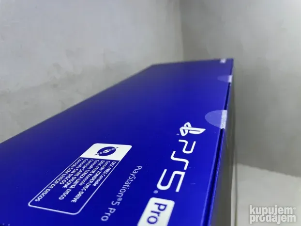 PS5 PRO 2TB / + NALOG gratis / Garancija 2 god / TOP CENA