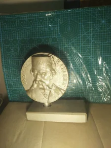 Stara bista Vuk Karadžić - Masivni liveni metal 10 evra