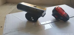 Lezyne 1000XL vehunska led SMART svetla kao novo
