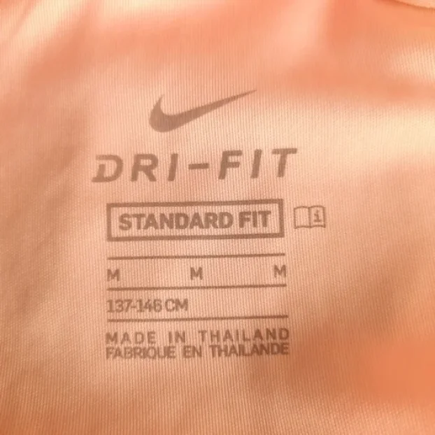 Majica Nike, vel. 137-146, standard-fit, dečija majica