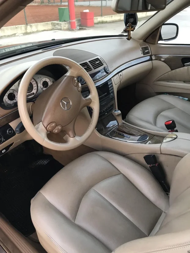 2007 Mercedes E 320 4Matik