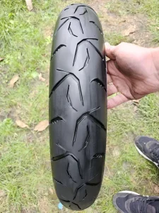 Moto guma dunlop 110/80/19 god 2022