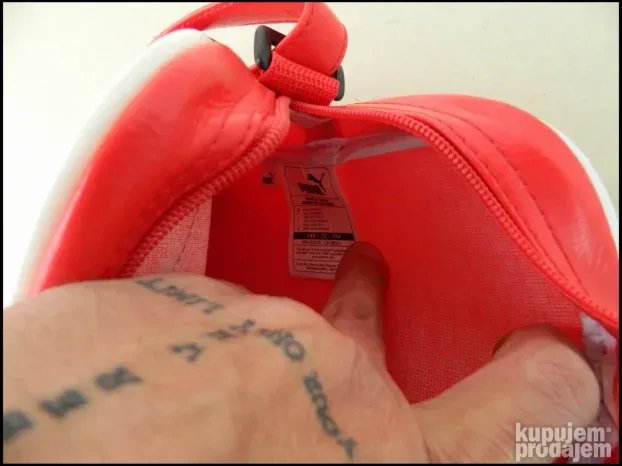 Puma muška torba kao nova retro model