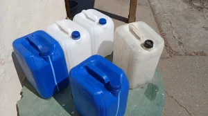 kanisteri 10l