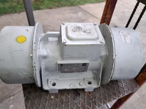 Vibro motor 0,51 kw 950 o/min