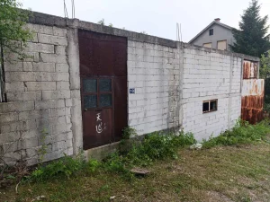 Leštane, 200 m²