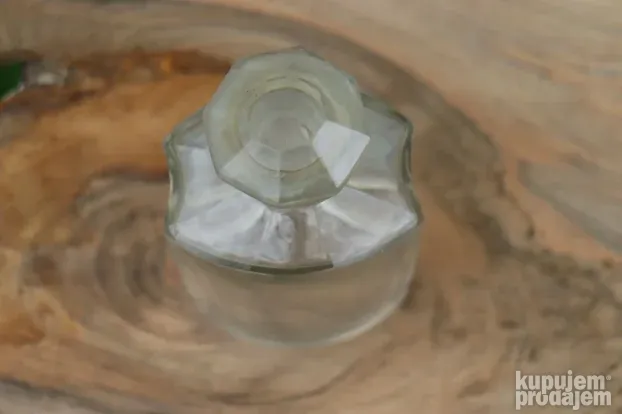 Stara staklena apotekarska bočica 1940s