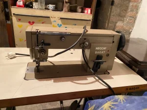 Šivaće mašine (šteparica za kožu, overlok i šteparica)