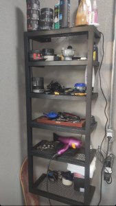 Uredjenje frizerskih salona Industrijski stil