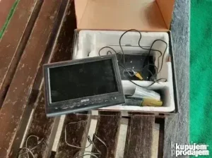 Portabl tv 7inc
