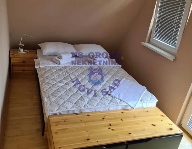 Sremski Karlovci, Fruška gora, 3.0 trosobna, 67 m²