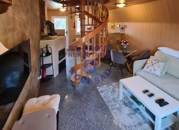 Sremski Karlovci, Fruška gora, 3.0 trosobna, 67 m²