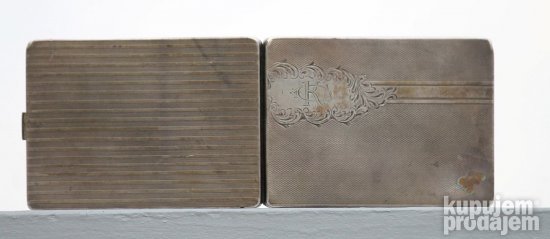 Obilno posrebrena tabakera iz 1940