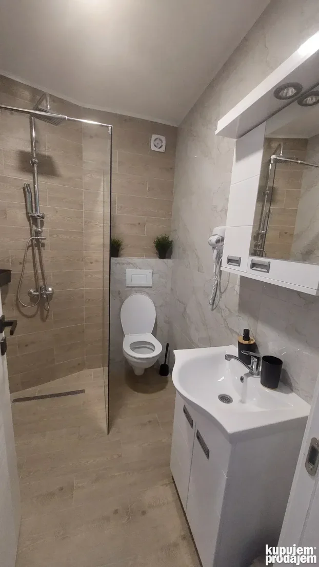 Apartman Anna 2 kod Akqa parka Srebrno jezero