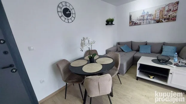 Apartman Anna 2 kod Akqa parka Srebrno jezero