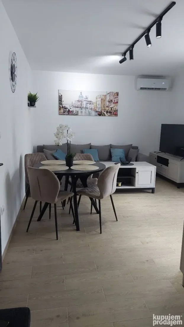 Apartman Anna 2 kod Akqa parka Srebrno jezero