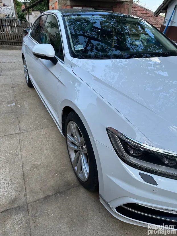 2016 Volkswagen Passat B8 2.0
