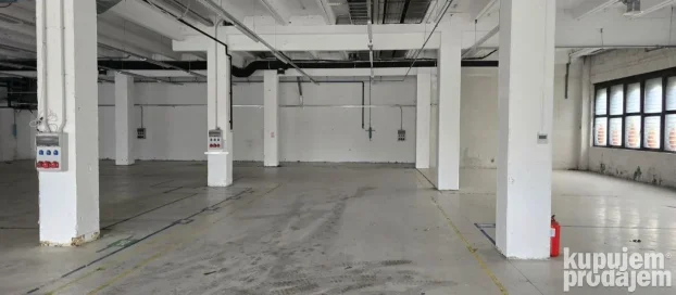 Industrijska zona Sever Izdaje se višenamenska hala